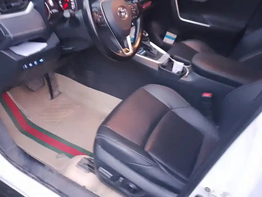 Toyota Wildlander — миниатюра 9