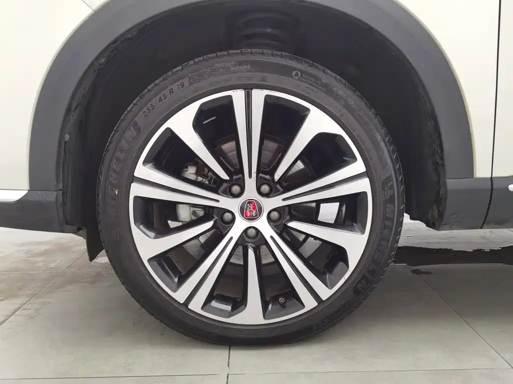 Roewe RX5 eMAX — миниатюра 17