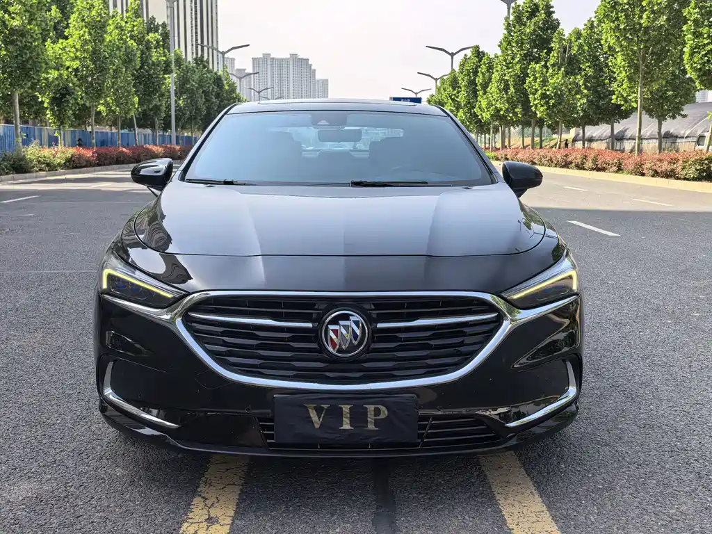 Buick LaCrosse — миниатюра 3