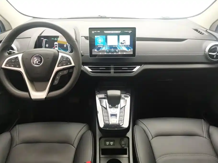 BYD Yuan EV — миниатюра 16