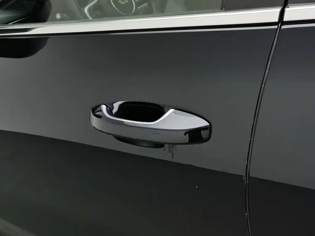 Li Auto Li ONE — миниатюра 18