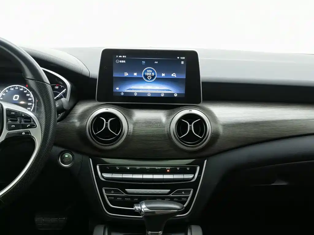 BAIC Senova D50 — миниатюра 12