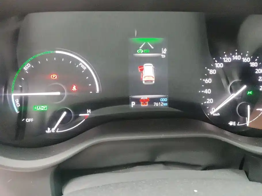 Toyota Sienna — миниатюра 14