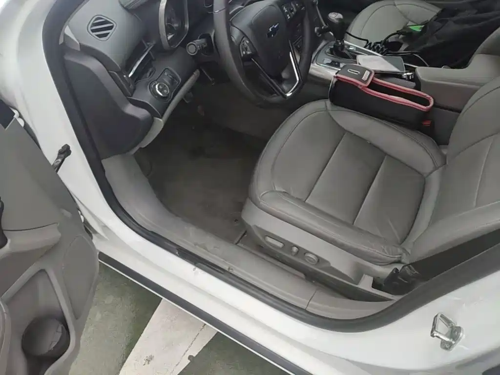 Chevrolet Malibu — миниатюра 16