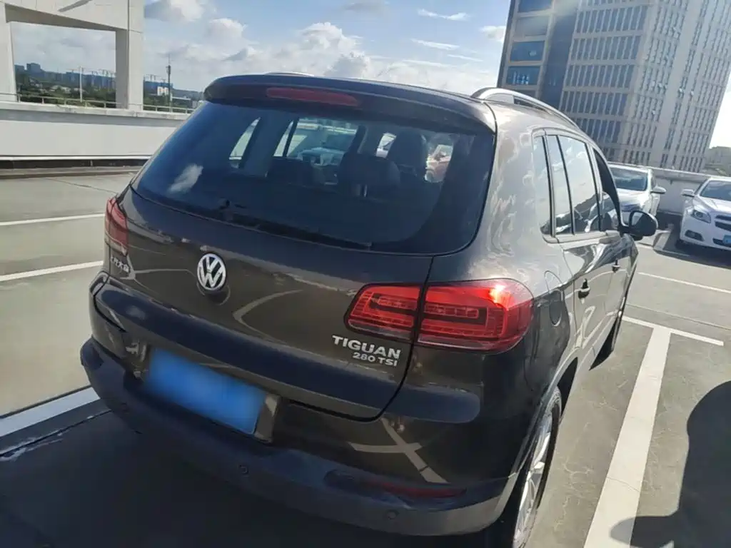 Volkswagen Tiguan — миниатюра 7
