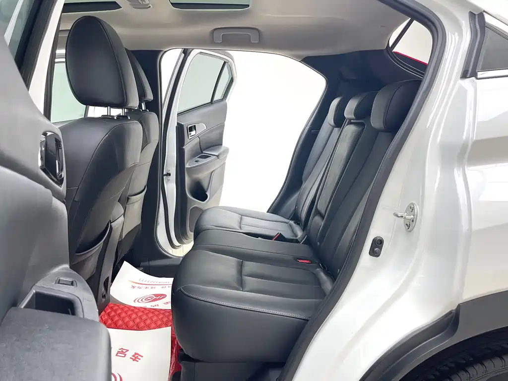 Mitsubishi Eclipse Cross — миниатюра 10