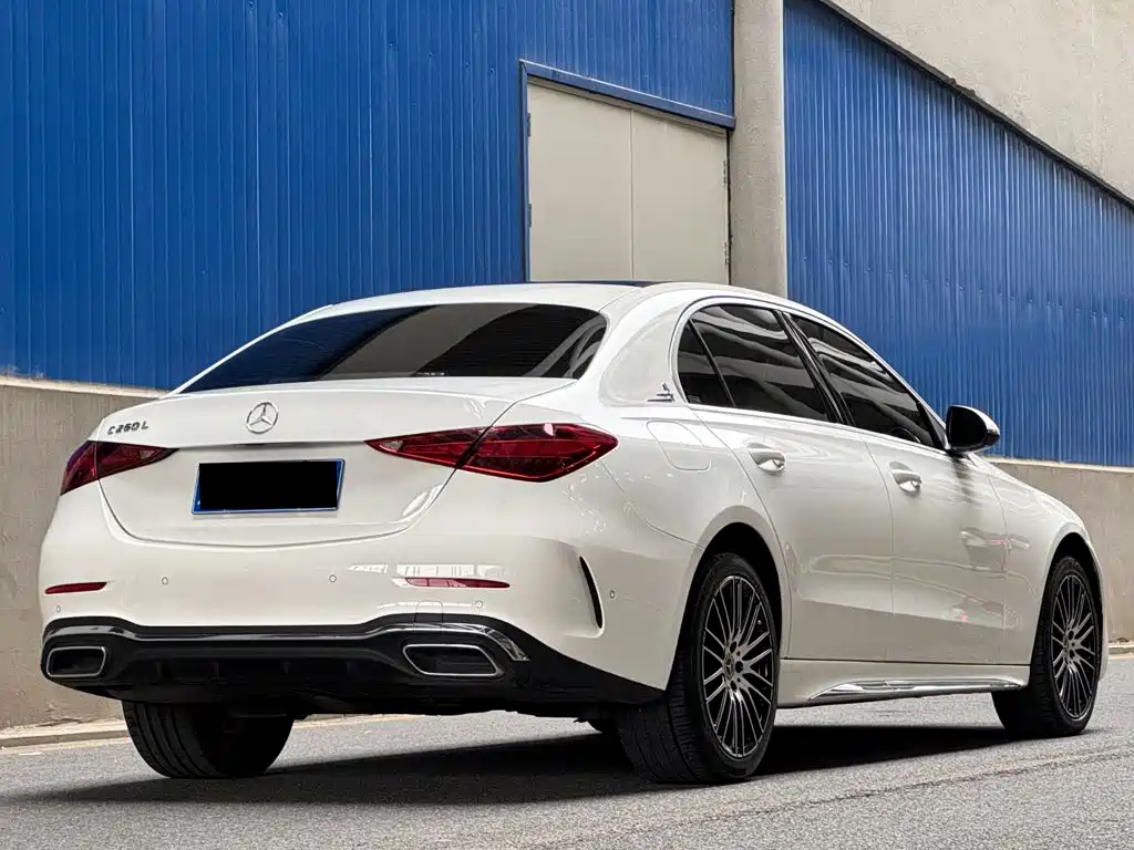 Mercedes-Benz C-Class — миниатюра 5