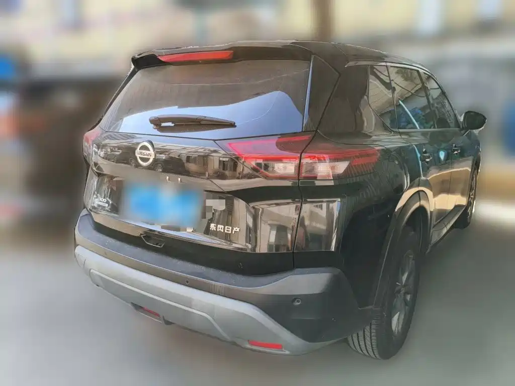 Nissan X-Trail — миниатюра 4