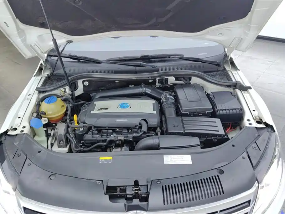 Volkswagen FAW - Passat CC CC 2018 1.8TSI Luxury