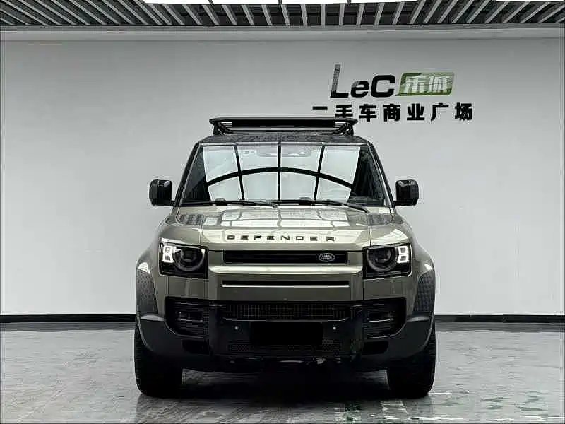 Land Rover Defender — миниатюра 2