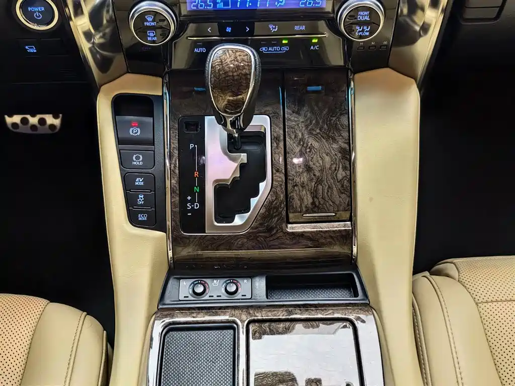 Toyota Alphard — фотографии объявления, Фото 16
