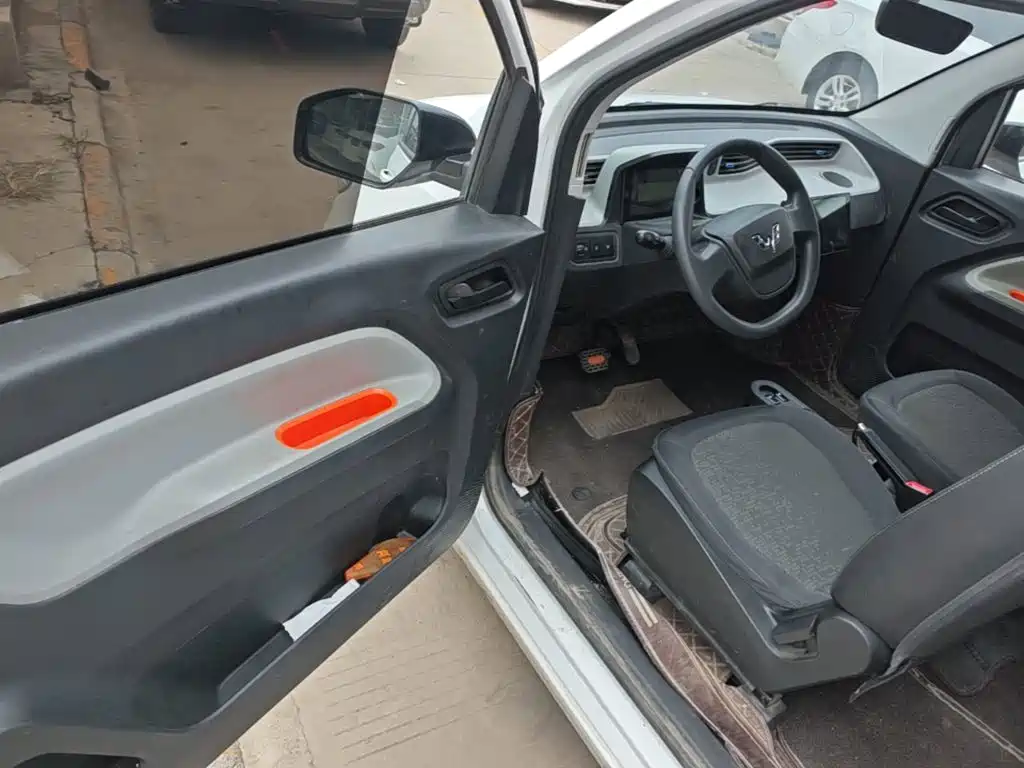 Wuling MINIEV — миниатюра 16