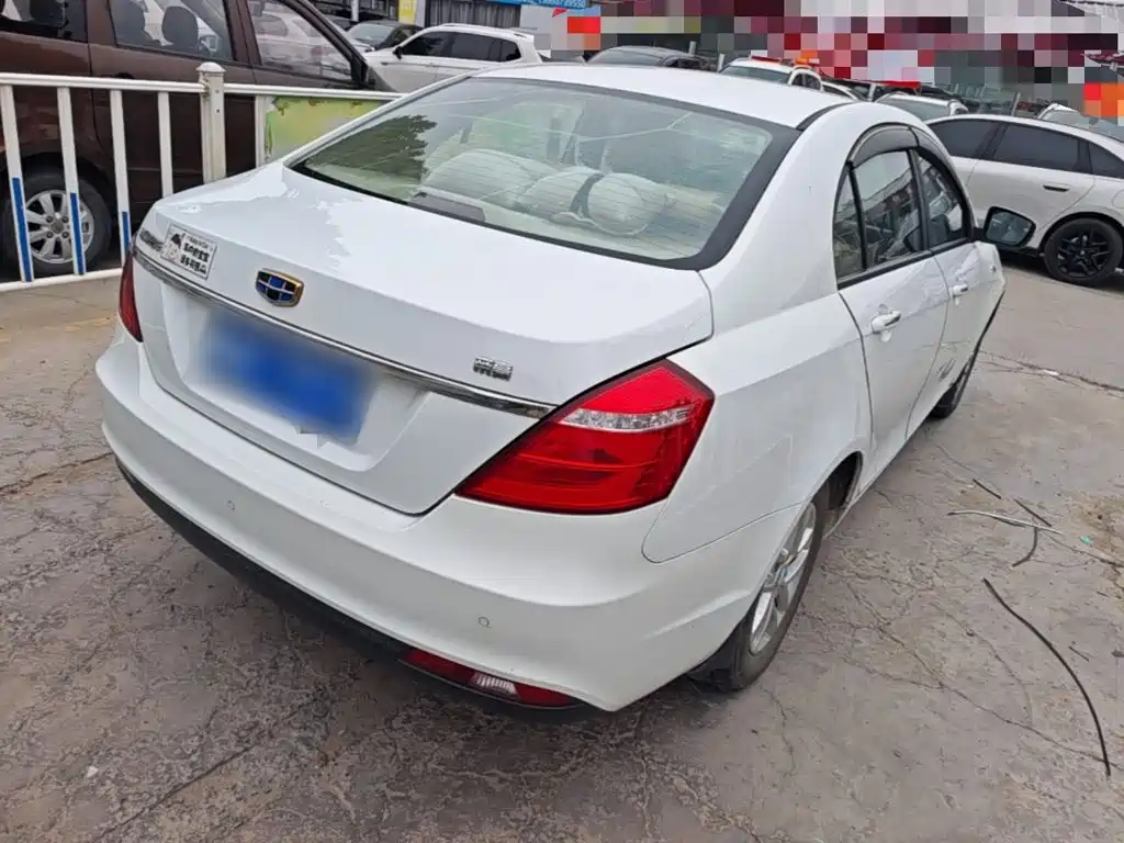 Geely Emgrand — миниатюра 7