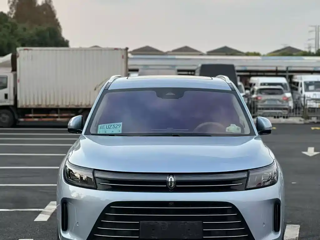 AITO M7