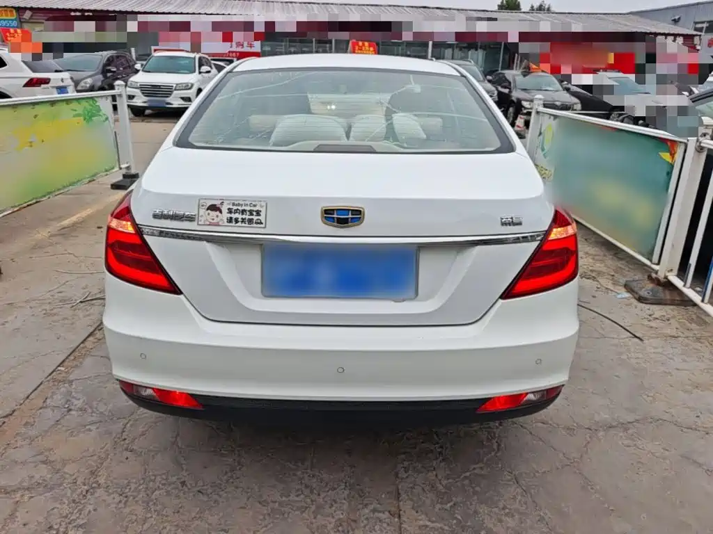 Geely Emgrand — миниатюра 6