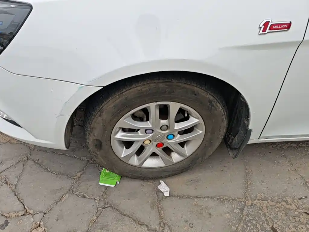 Geely Emgrand — миниатюра 23