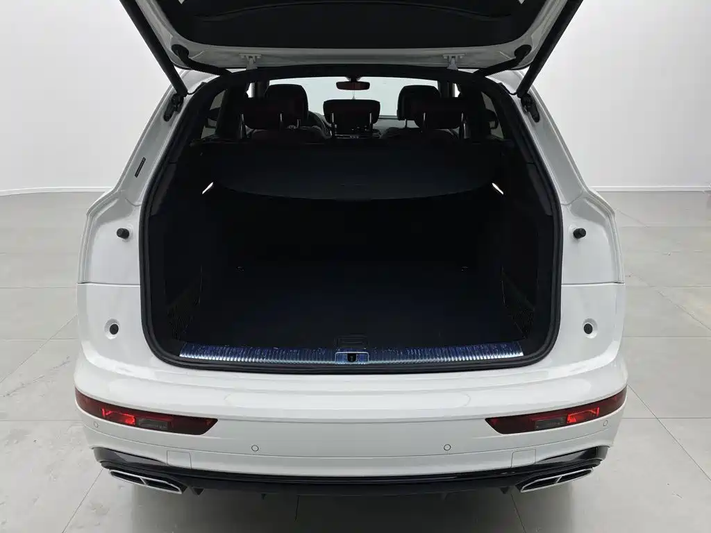 Audi Q5L — миниатюра 29