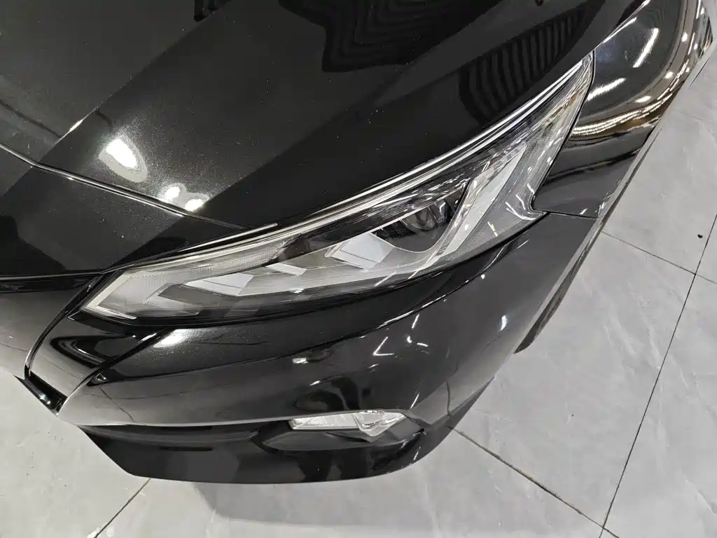 Nissan Teana — миниатюра 24
