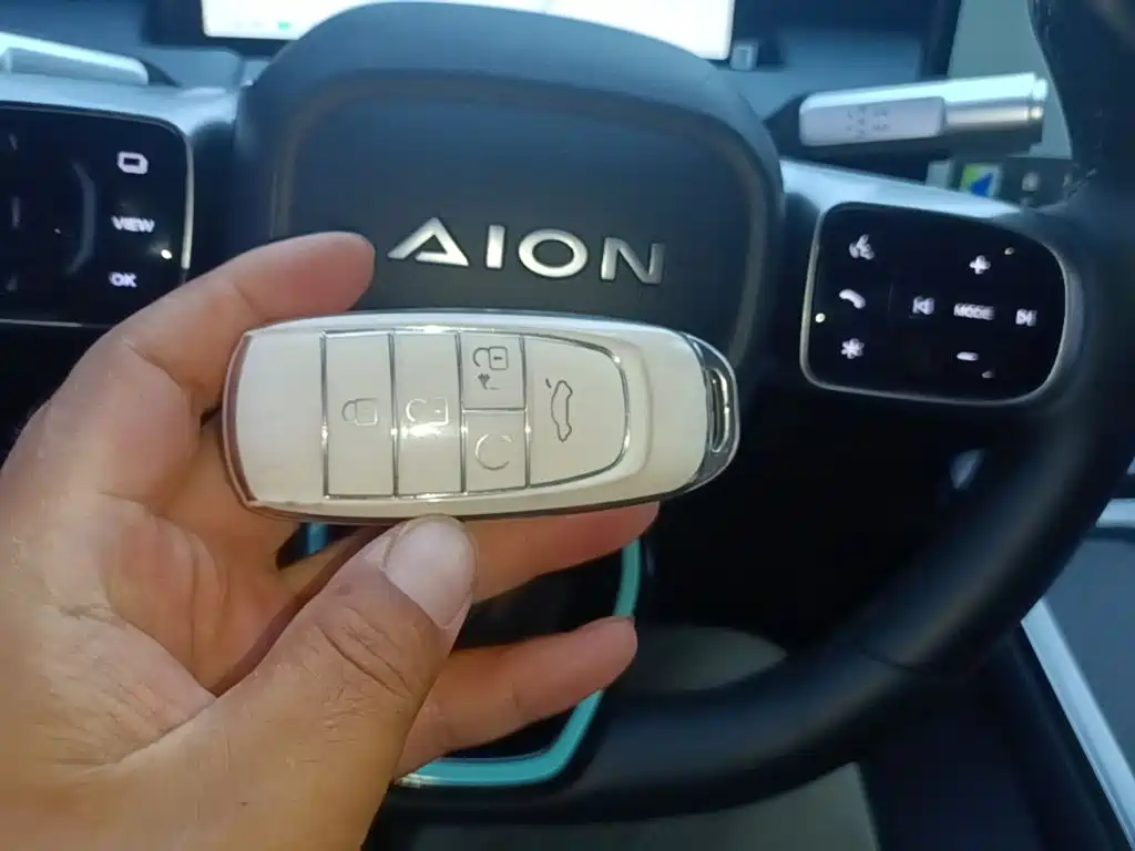 Aion AION Y — миниатюра 9