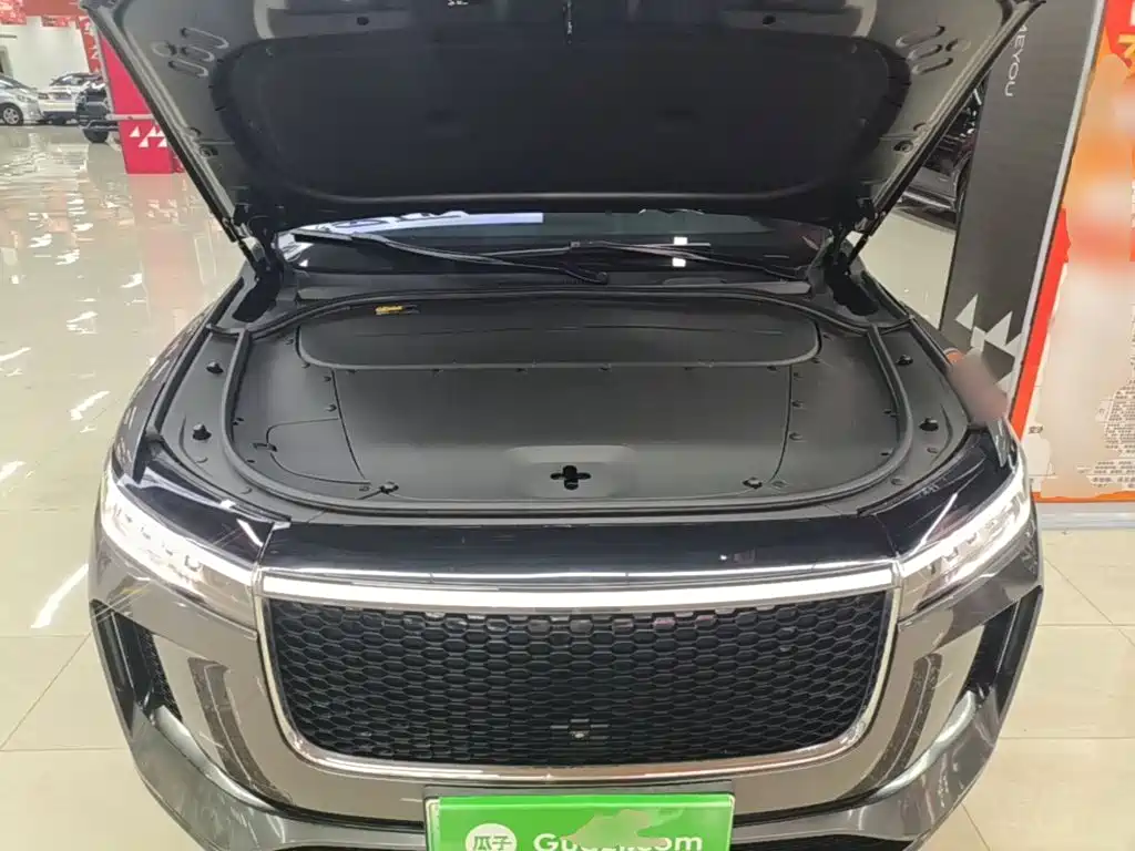 Li Auto Li ONE — миниатюра 20
