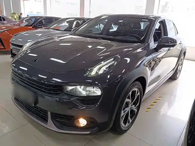 2022 Lynk & Co 02