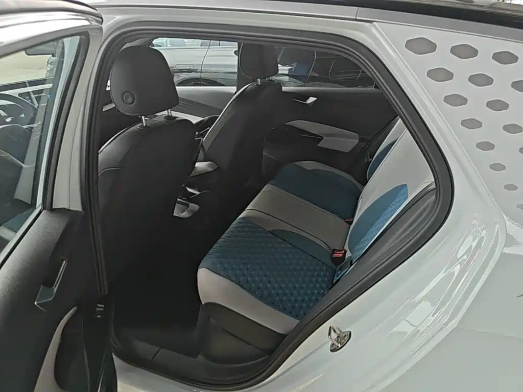 Volkswagen ID.3 — миниатюра 17