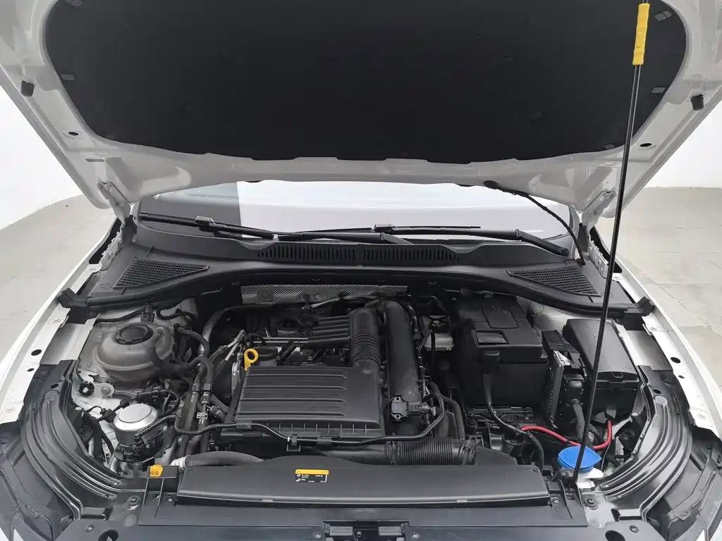 Volkswagen Lavida — миниатюра 6