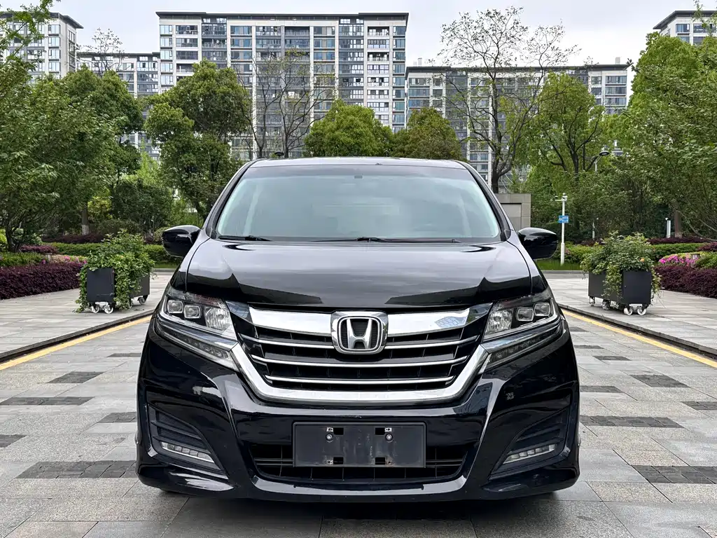 Honda Elysion 2016 2.4L