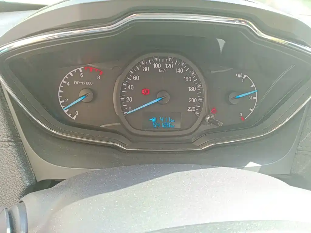 Ford Escort — миниатюра 7
