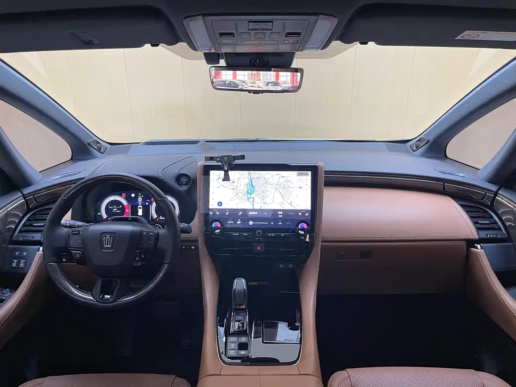 Toyota Vellfire 2024 2.5L