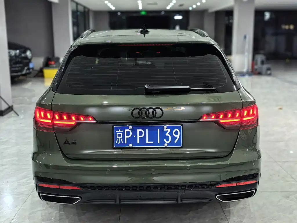 Audi A4 (Import) — миниатюра 7