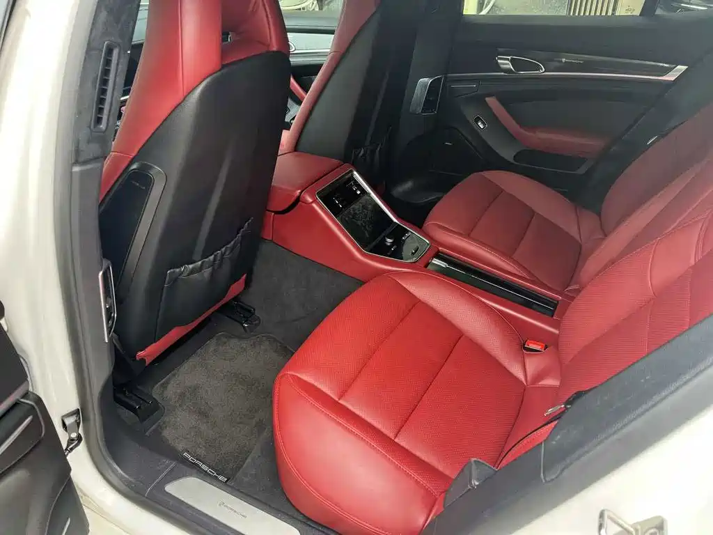 Porsche Panamera — миниатюра 6