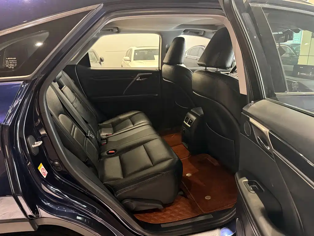 Lexus RX — миниатюра 7