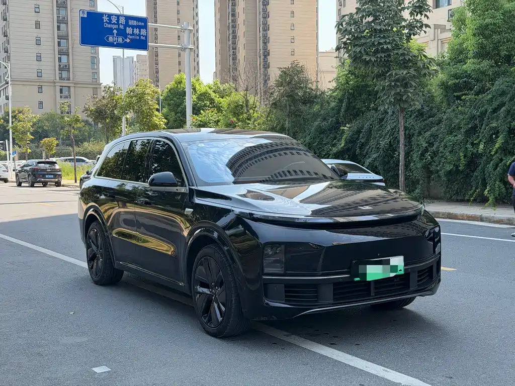 Li Auto Li L8 — миниатюра 3