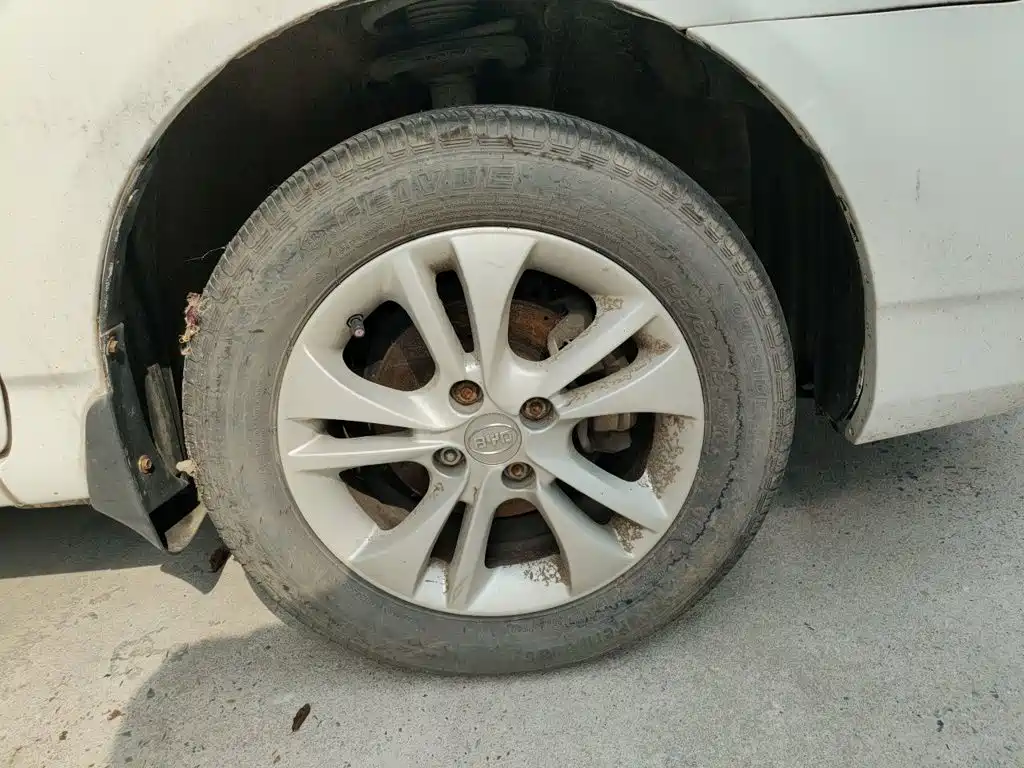 BYD F3 — миниатюра 8