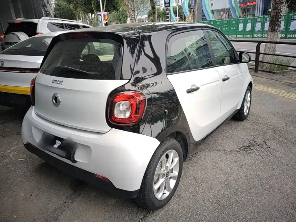 smart Smart Forfour — миниатюра 7