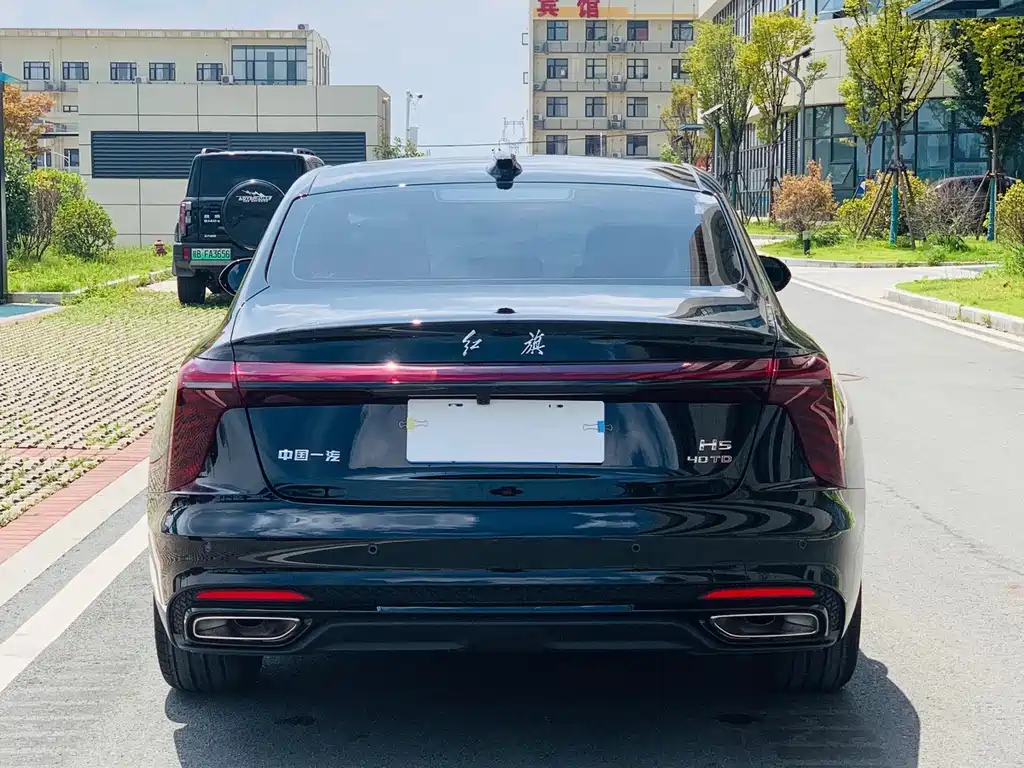 Hongqi Hongqi H5 — миниатюра 6