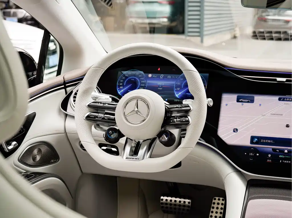 Mercedes-Benz EQS AMG — миниатюра 20