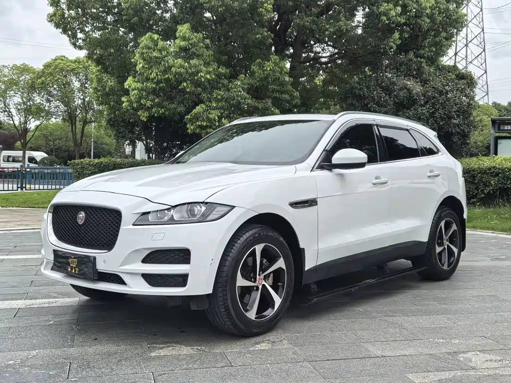 JAGUAR F PACE