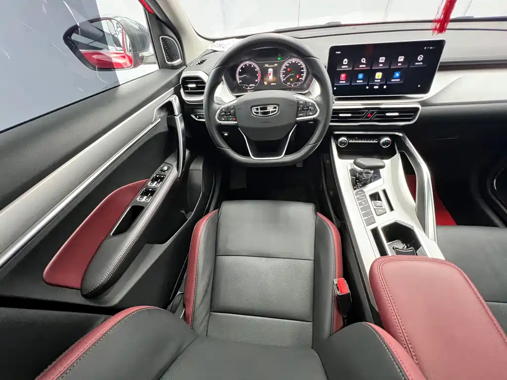 Geely Binyue — миниатюра 9