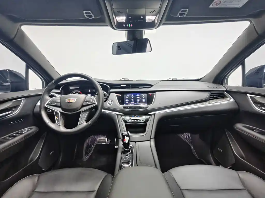 Cadillac XT5 — миниатюра 7