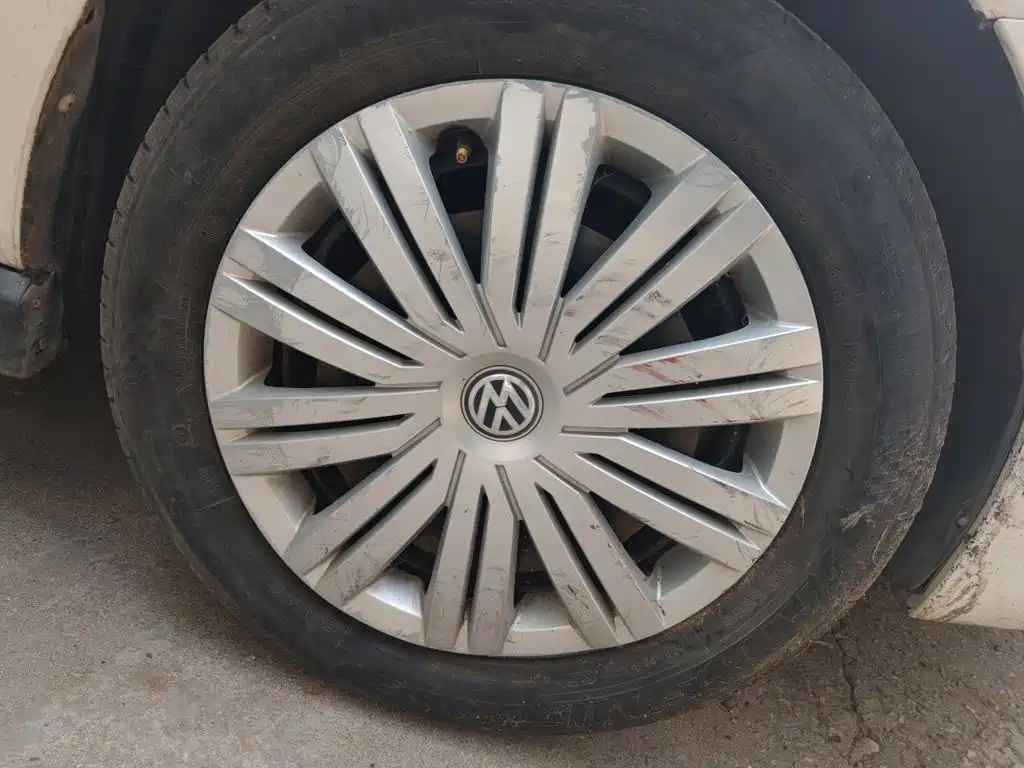 Volkswagen Polo — миниатюра 8