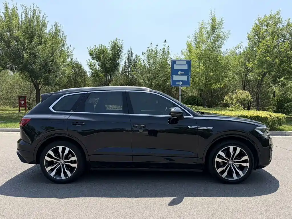 Volkswagen Touareg 2019 3.0TSI V