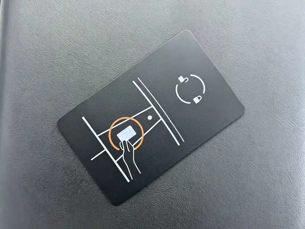 Tesla Model 3 — миниатюра 13
