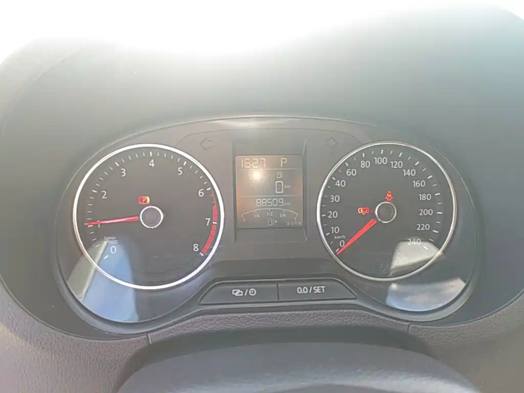 Volkswagen Polo — миниатюра 12