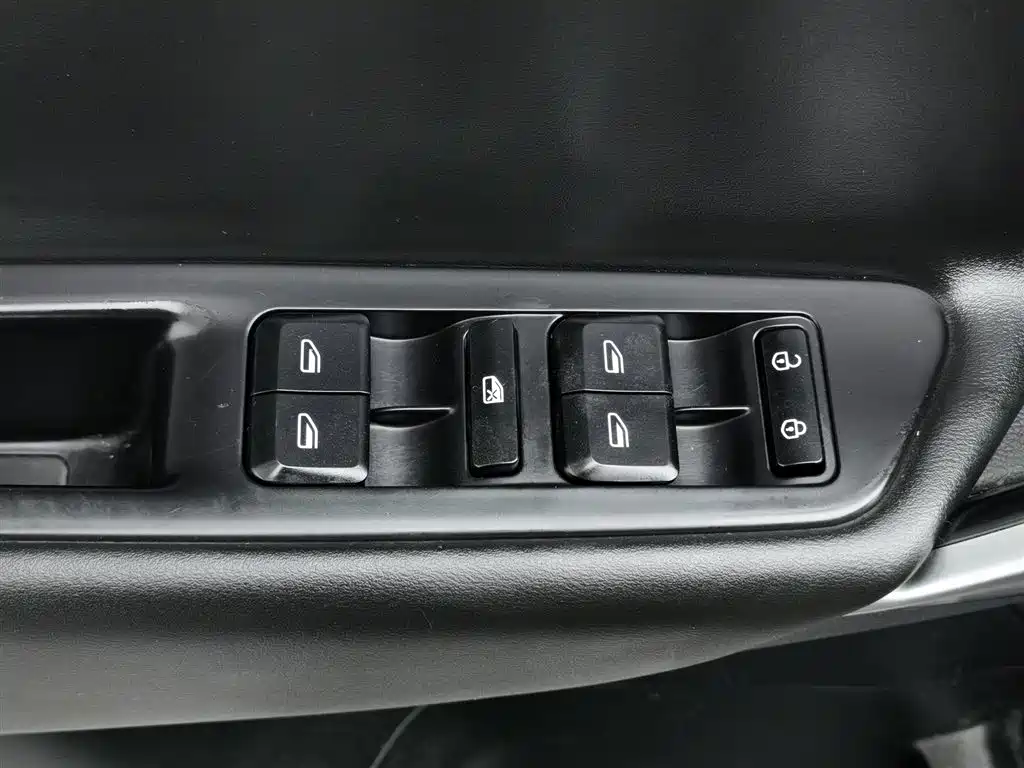 GEELY AUTOMOBILE BOYUE