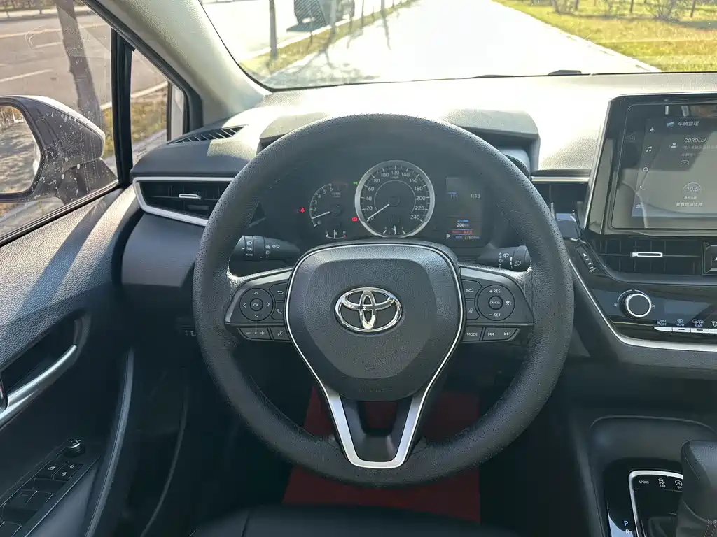 Toyota Corolla — миниатюра 13