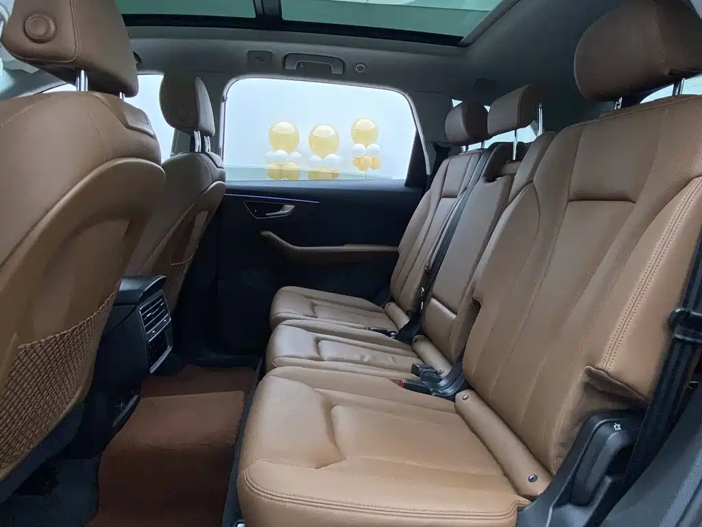 Audi Q7 — миниатюра 17