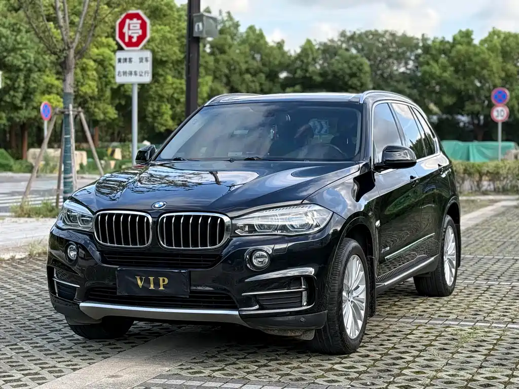 BMW X5 (Import)