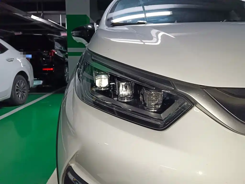 BYD Yuan Pro — миниатюра 7